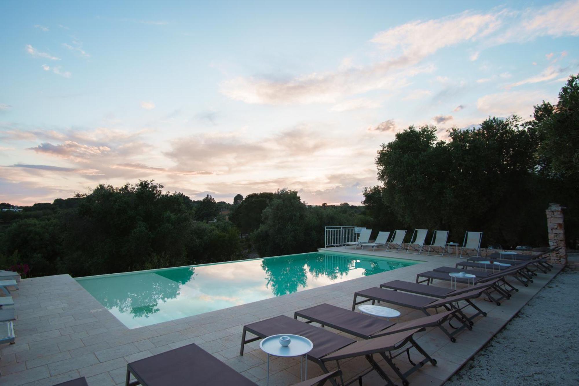 Relais Trulli Le Icone Bed & Breakfast Ostuni Exterior photo